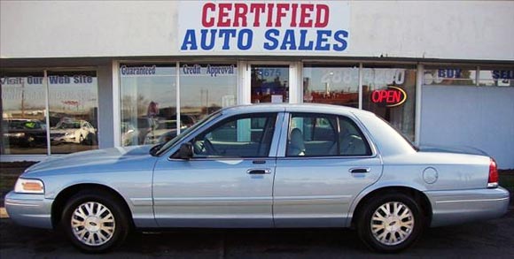 <strong>Cheapest Ford Crown Victoria 2004 for sale.</strong> This is the most affordable Crown Victoria '04 you can find at the moment of publishing this article. It has <span class='u'>137k miles</span> and is offered in <strong>Des Moines, Iowa</strong> by a Certified Auto Sales car dealer. <strong>Price asking: </strong> <span class='u'>$3,995</span>. If you are interested, please give them a phone call at <span class='u'>866-893-5983</span> for more information.
