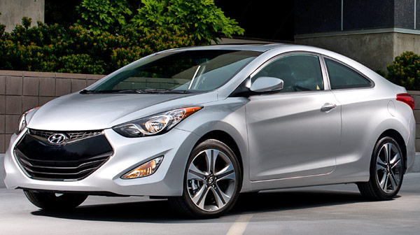 2013 Hyundai Elantra Coupe Silver Front View