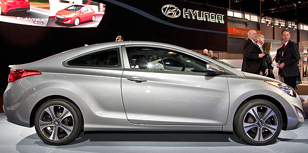 New Hyundai Elantra Coupe Dark Gray Side View