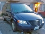 2005 Chrysler Town Country under $2000 in Rhode Island