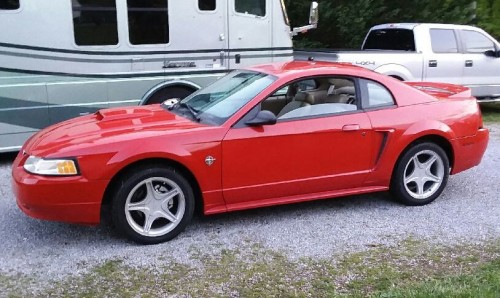 Ford Mustang GT '99 By Owner Maryville, TN 37803 Under $5K Red