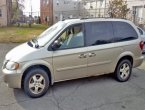 2005 Dodge Grand Caravan under $2000 in Maryland