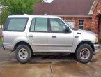 2000 Ford Expedition under $5000 in Texas