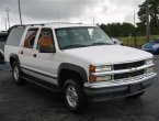 This Suburban was SOLD for $2,995