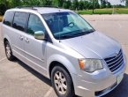 2008 Chrysler Town Country under $5000 in Iowa