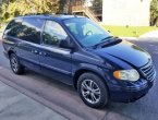 2007 Chrysler Town Country under $4000 in California