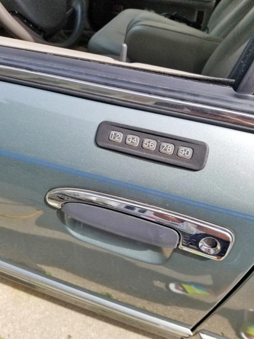 '06 Mercury Grand Marquis GS in Kenosha, WI 53143 45005000 GREEN