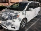 2015 Toyota Sienna under $15000 in California
