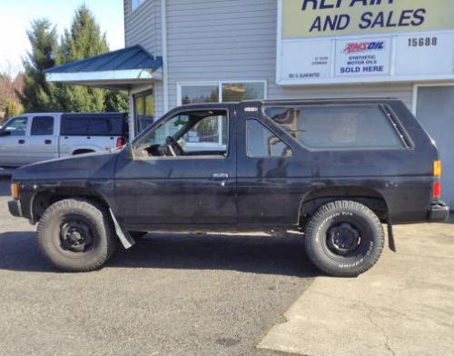 Cheap SUV For $1000 or Less in OR (Nissan Pathfinder SE ...