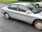 1999 Ford Taurus under $3000 in Connecticut