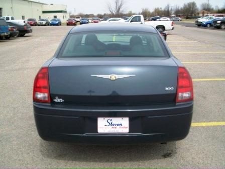 Cheap Car: Used Chrysler 300  in Wichita Kansas KS