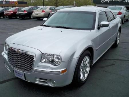 2006 Chrysler 300 used luxury sedan Silver