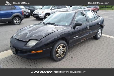 Cheap Car Under $1000 in Ohio (Pontiac Sunfire SE '99 Sporty Sedan