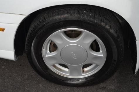Chevy Dealer Lexington Ky >> 2000 Chevrolet Malibu - Car For Sale $1000 near Lexington ... Chevy Dealer Lexington Ky >> 2000 Chevrolet Malibu - Car For Sale $1000 near Lexington ...