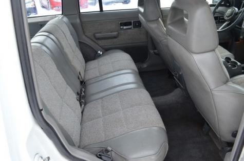 1989 Jeep Cherokee Laredo Suv Around 500 Near Lexington