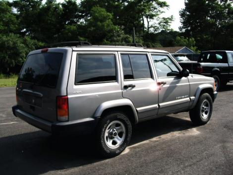 jeep cherokee sport 2000. 4 middot; Grey Jeep Cherokee