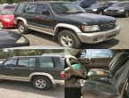 2002 Isuzu Trooper (Green)