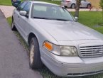 2001 Ford Crown Victoria under $1000 in FL