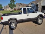 2002 Chevrolet S-10 under $5000 in Iowa