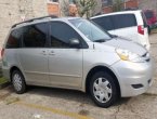 2006 Toyota Sienna under $4000 in Texas