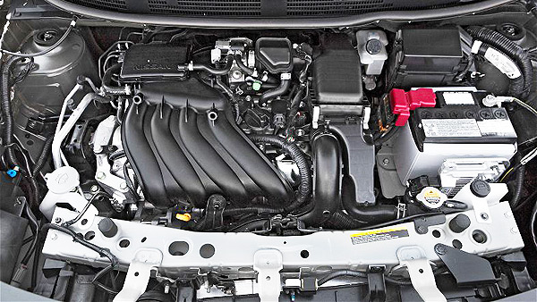 /pics/new-Nissan-Versa-2012-engine.jpg