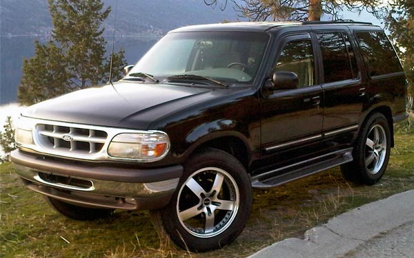 1998 ford explorer black suv