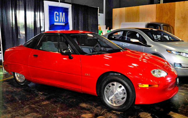 chevrolet-ev-1-exhibition-autoshow