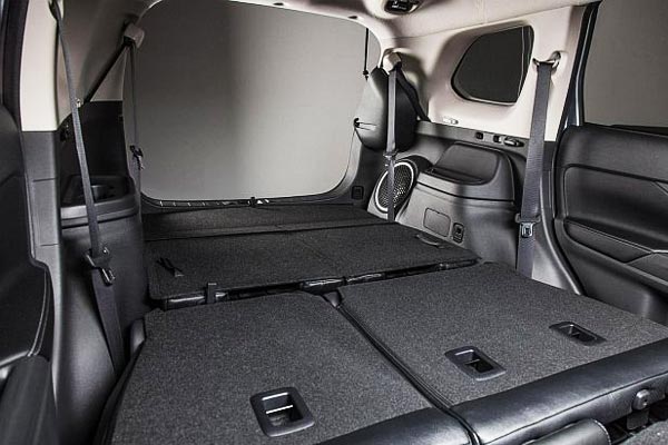 rear seats interior view