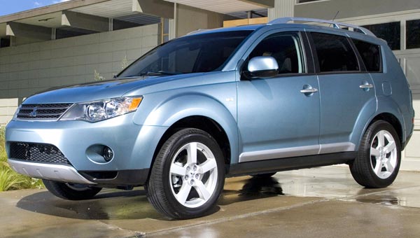 mitsubishi outlander blue