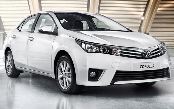 toyota corolla 2014 white front