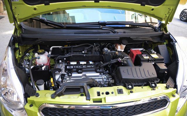 <strong>Photo: 2013 Chevrolet Spark (engine / motor).</strong> It is equipped with a 1.2-liter DOHC 4-cylinder engine that produces 85 horsepower, with a 5-speed manual transmission. It has low friction in the engine so that you have to give it little maintenance. It also produces low emissions and a competitive fuel efficiency in both, city and highway driving.