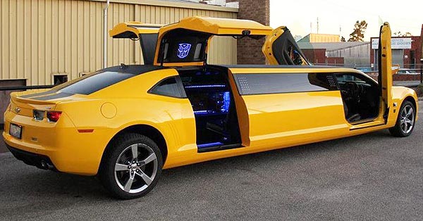 /carforum/images/chevrolet-camaro-bumblebee-limo-9.jpg