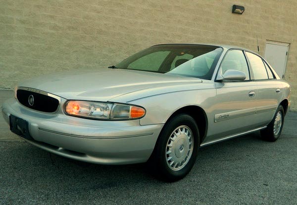 /cheapcarsimg/2001-buick-century-custom-under-2000-illinois.jpg