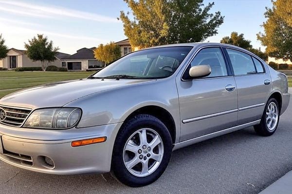 /cheapcarsimg/2004_nissan_maxima-grok.jpg