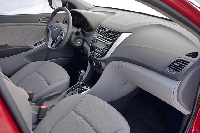 2013 Hyundai Accent Interior Front Passenger View Dashboard