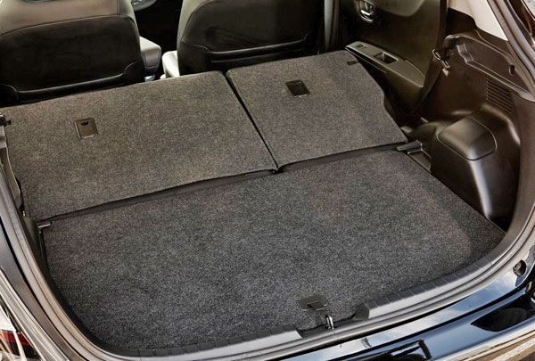 /cheapcarsimg/Toyota-Yaris_2013_Rear_Trunk_Space_2.jpg