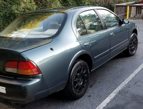 Cheap Used Car Under $2K Nissan Maxima SE '98 (Charlotte NC) - Autopten.com