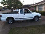 2000 Chevrolet S-10 under $3000 in Louisiana