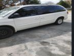 2001 Chrysler Town Country (White)