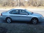 2000 Ford Taurus under $2000 in Washington