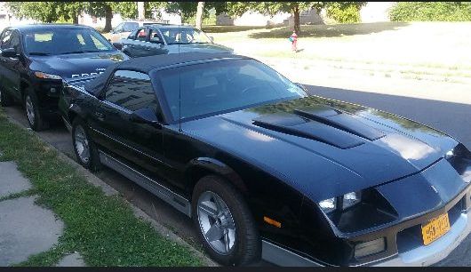 Chevy Camaro Irco Z28 '88 Convertible Watervliet, NY Under $5K Black