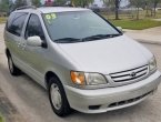 2003 Toyota Sienna under $4000 in Texas