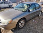 2003 Ford Taurus under $2000 in Virginia