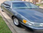 2001 Lincoln TownCar under $2000 in Texas