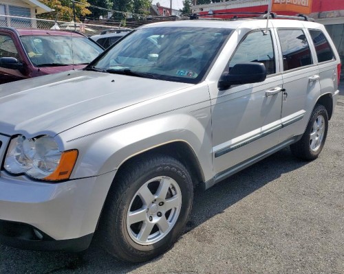 Jeep Grand Cherokee Laredo '08 Allentown, PA 18109 Under $6K SILVER