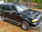 2000 Lincoln Navigator under $2000 in Georgia