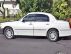 2007 Lincoln TownCar (White)