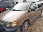 1998 Toyota Sienna in California