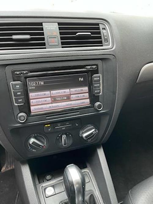 VW Jetta SE TSi '15 By Owner Under 10K in Racine, WI 53402 (Black