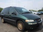1998 Chrysler Town Country - Fairfield, OH